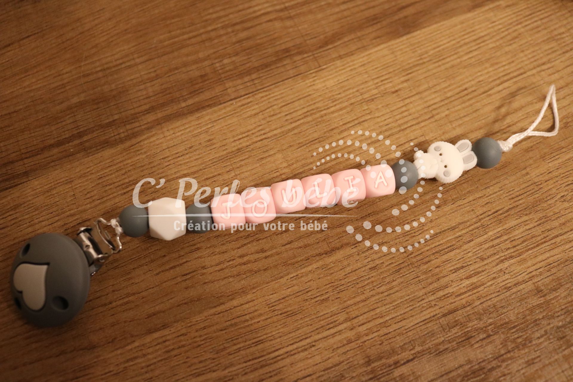 Attache tétine prénom silicone