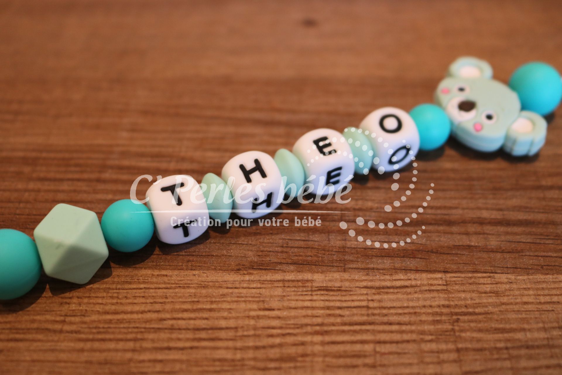 Attache tétine vert Attache tétine vert