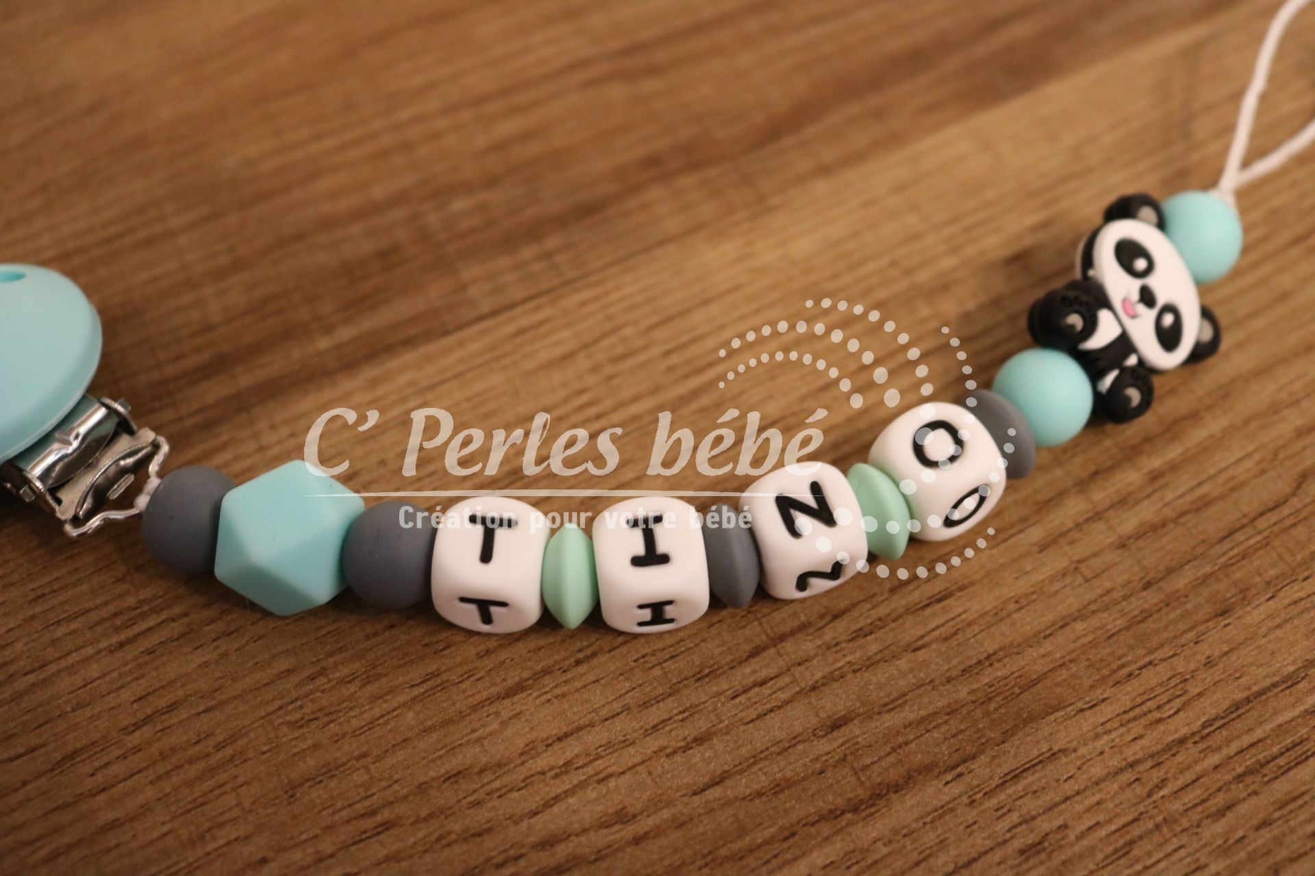 Attache tétine prénom silicone