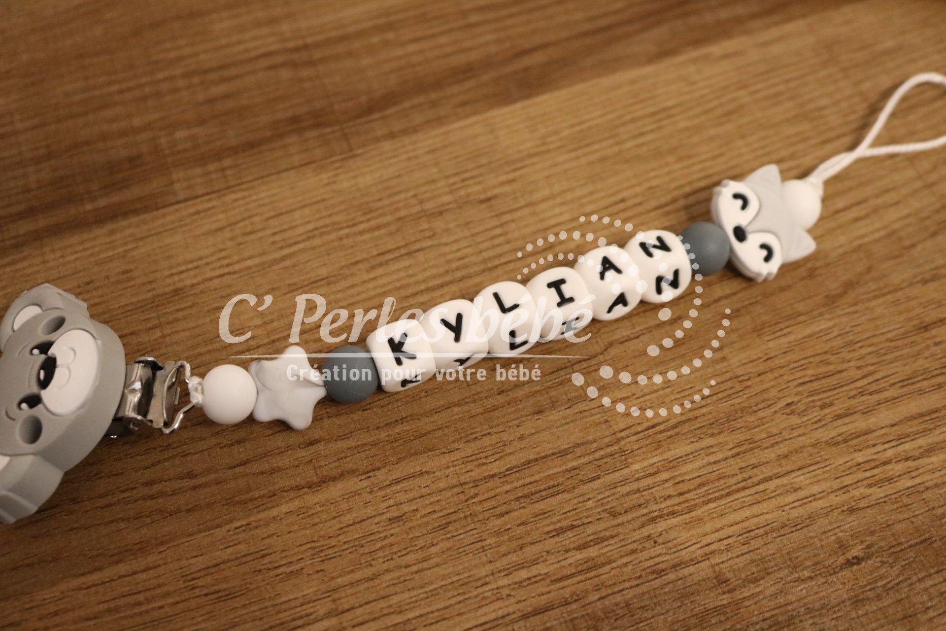 Attache sucette renard