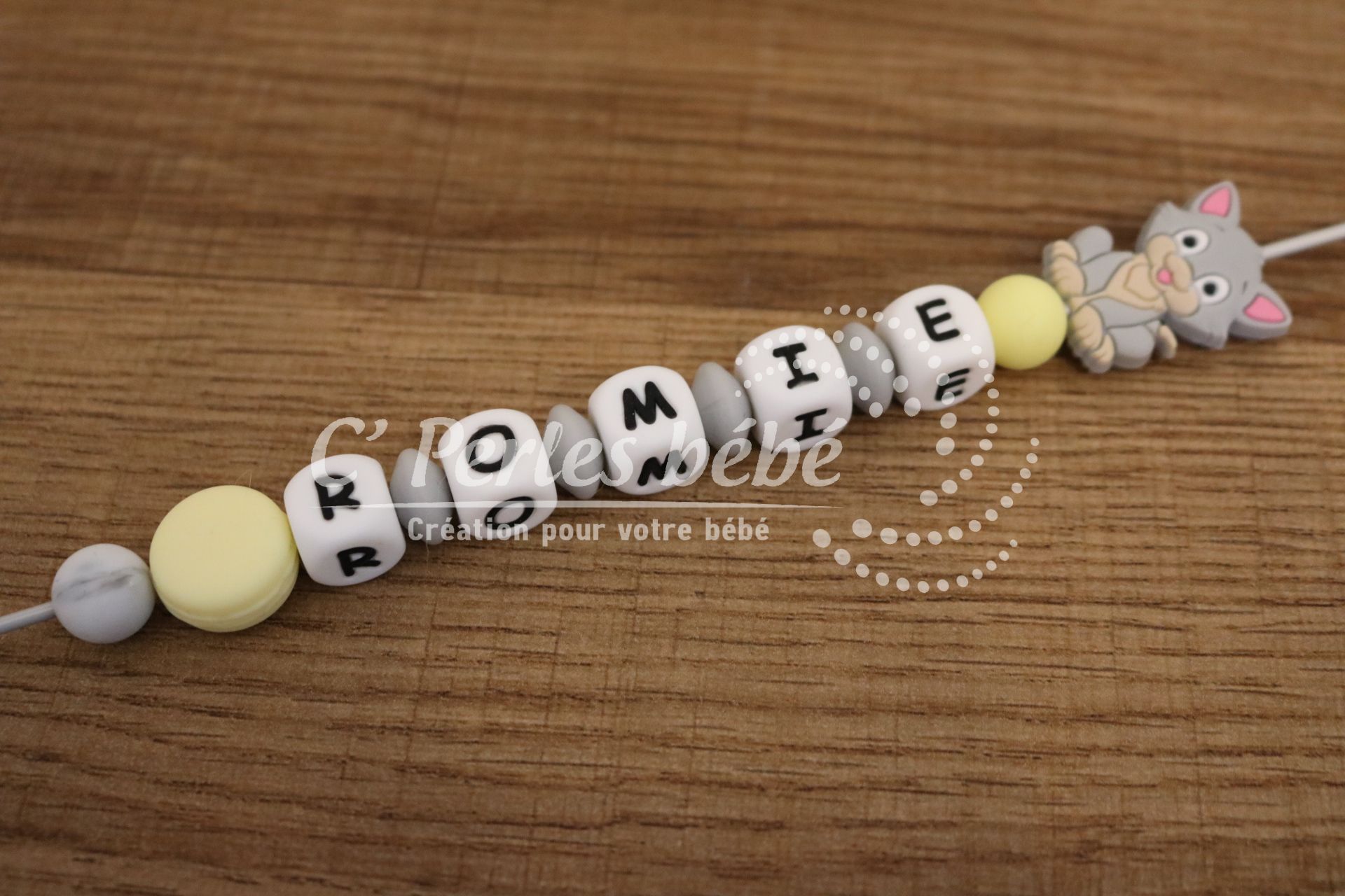 Attache tétine chat prénom