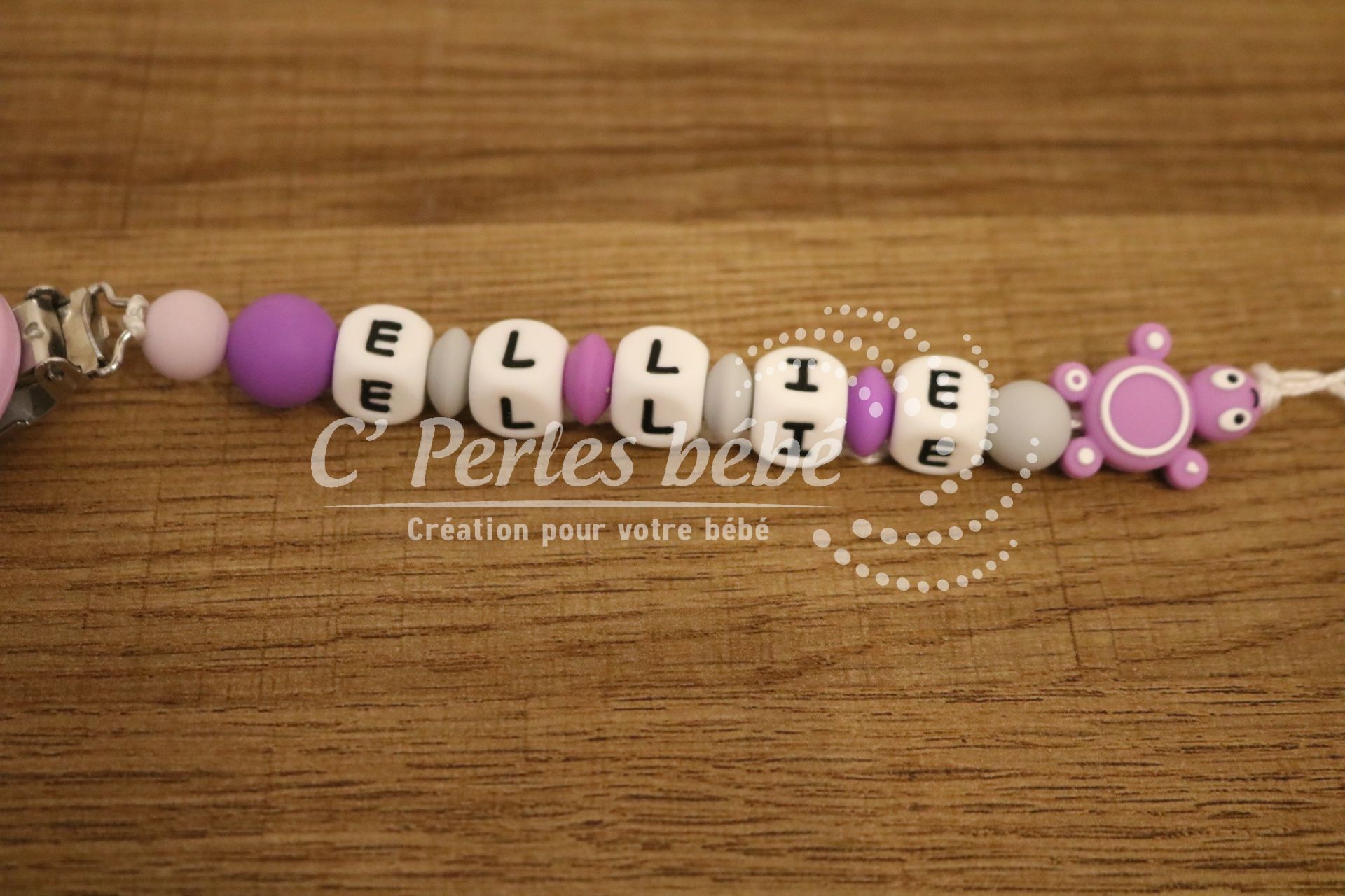 Attache sucette silicone personnalisé